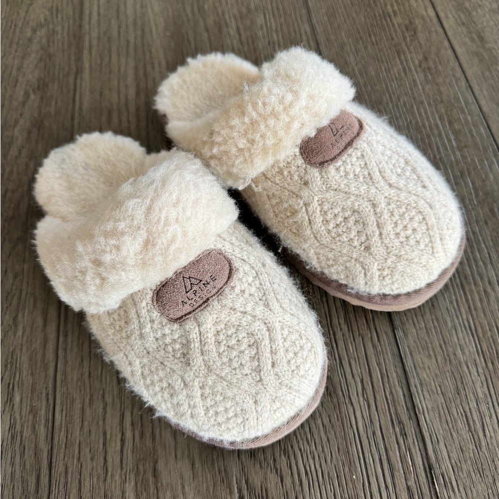 Alpine Cream Knit Slippers
